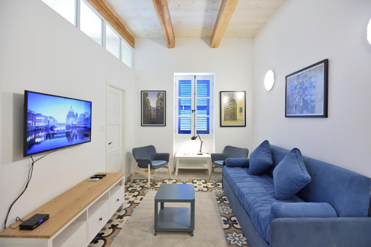 Grand Harbour Apartments 弗洛里亚纳 外观 照片